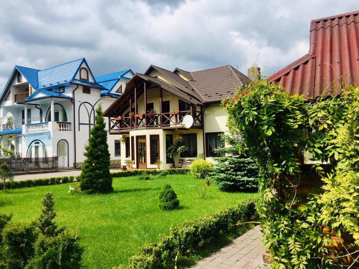 Котетж У Вілла Діола Kosiv Exteriér fotografie